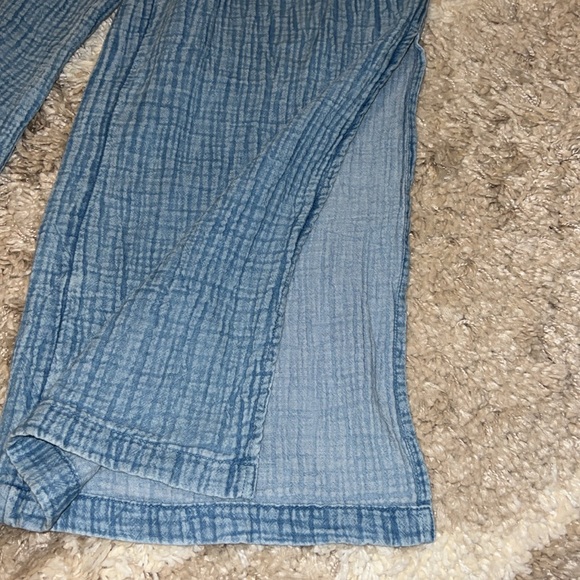 Blue Pants - Picture 2 of 4